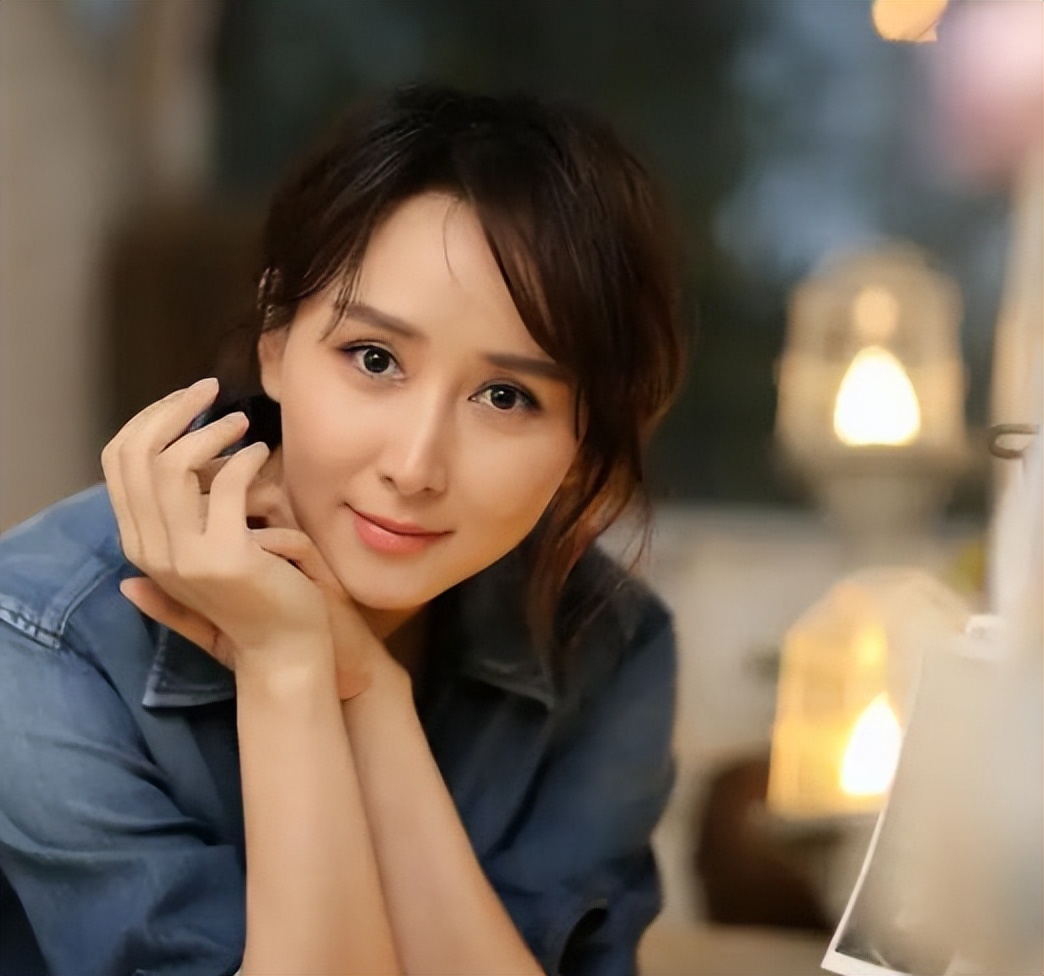 Mỹ nhân cổ trang Hồ Tịnh bị chế giễu mặt cứng đơ, biến dạng - Hình 7