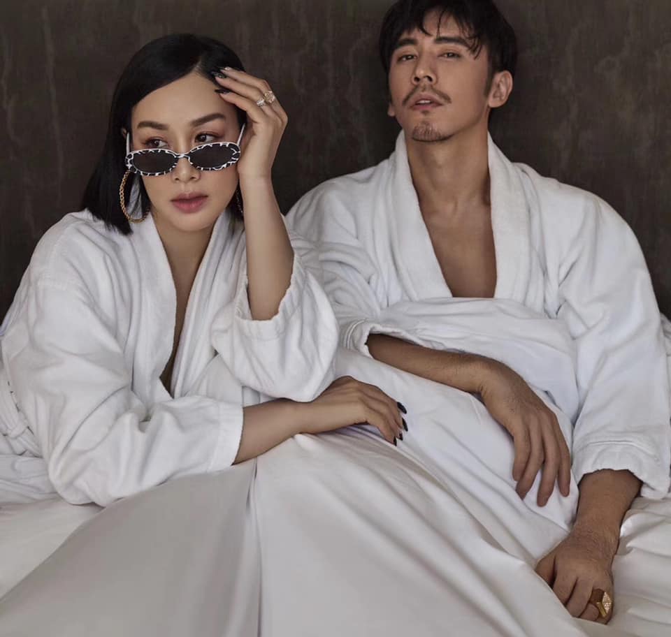 'Bom sex gốc Việt Chung Lệ Đề livestream khóc thảm thiết nói về cuộc sống hôn nhân với chồng kém 12 tuổi - Hình 4