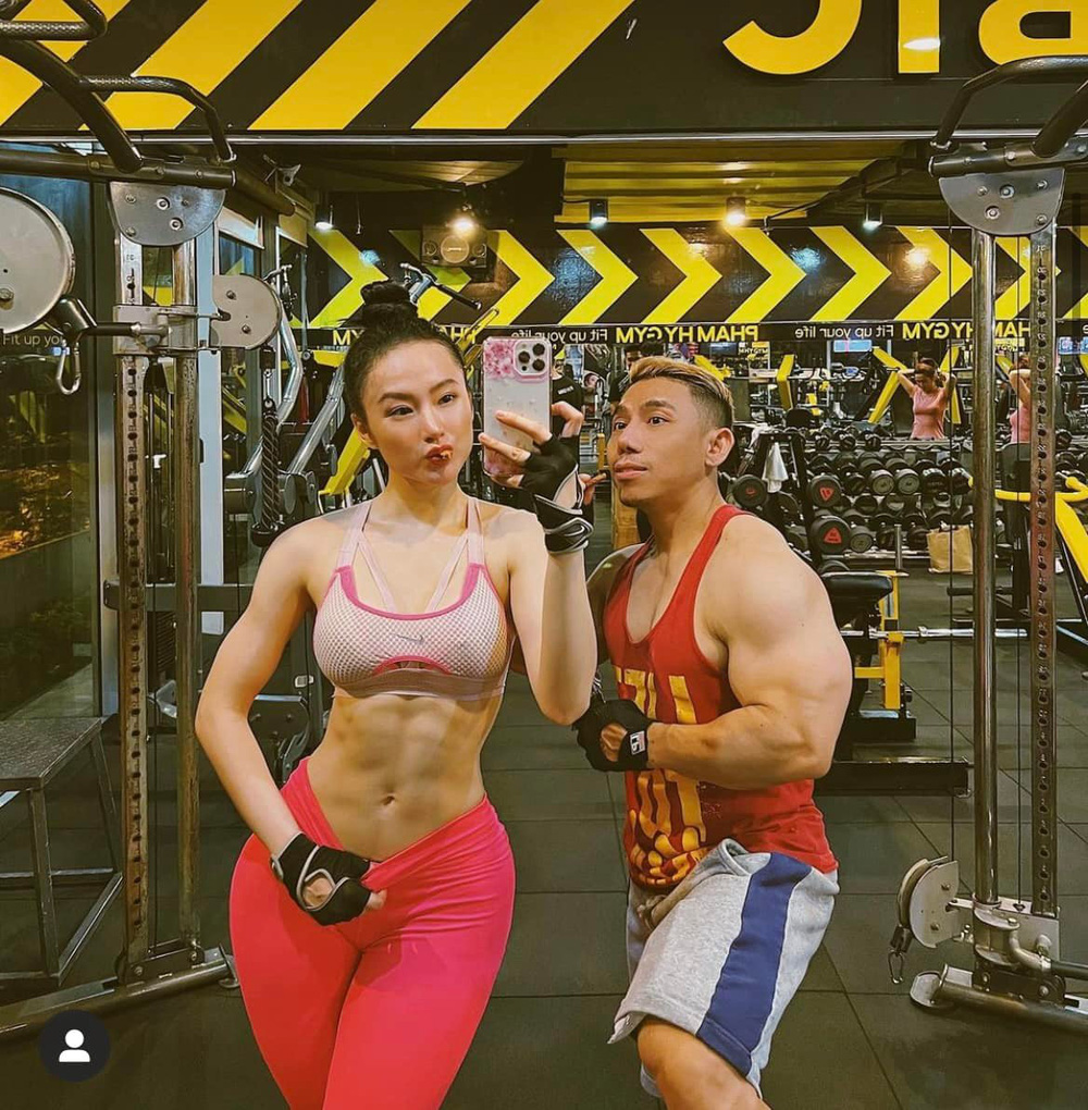 Angela Phương Trinh tiếp tục khoe trọn thân hình ngoại cỡ, dân tình than tiếc hùi hụi - Hình 9