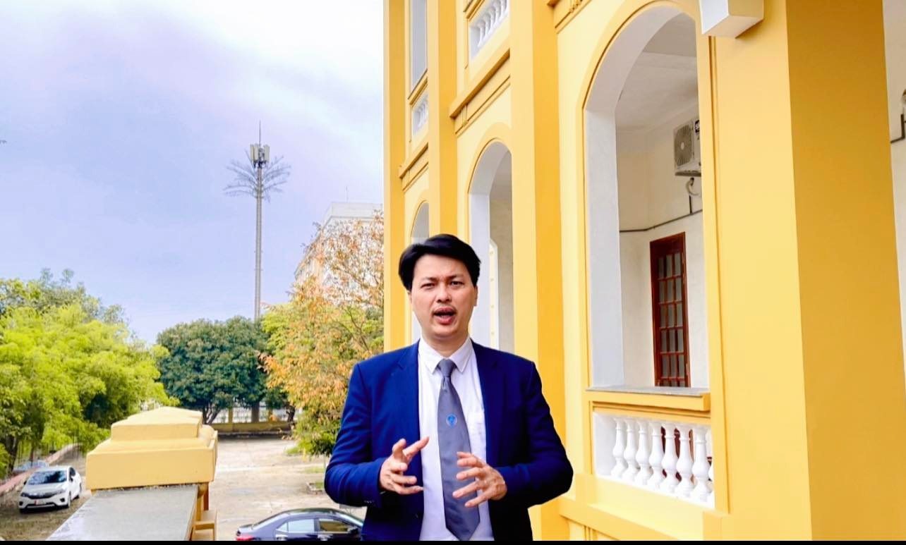 Vụ nam sinh 16 tuổi gieo mình: Nhiều nền tảng xuyên biên giới gỡ video và thư tuyệt mệnh - Hình 1