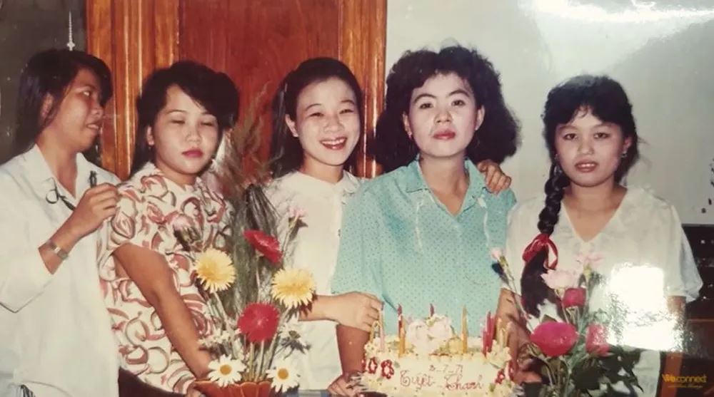 Cô bé lạc mẹ khi chạy loạn, sau nửa thập kỷ mới đoàn tụ cùng gia đình lại nghe tin đau xót - Hình 3