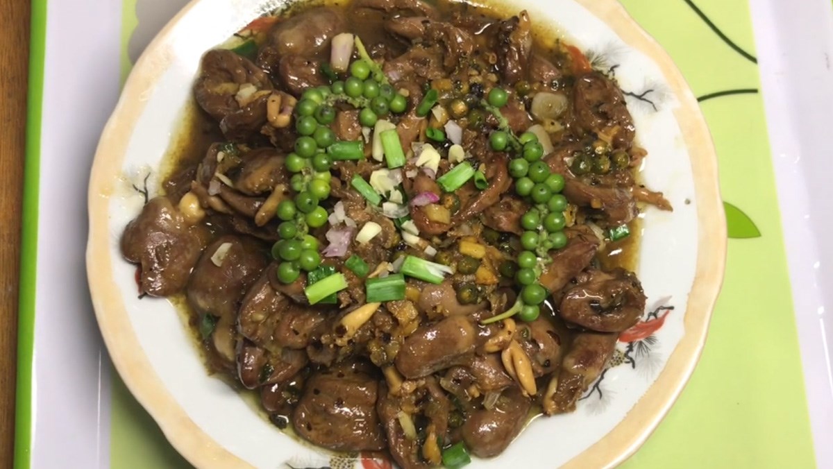 2 cách làm tim gà kho tiêu và kho gừng thơm ngon đậm đà hương vị - Hình 1