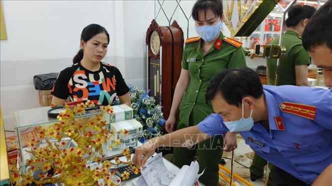 Bộ Tài chính thông tin vụ tiệm vàng không xuất hóa đơn, trốn thuế 90 tỷ đồng - Hình 1