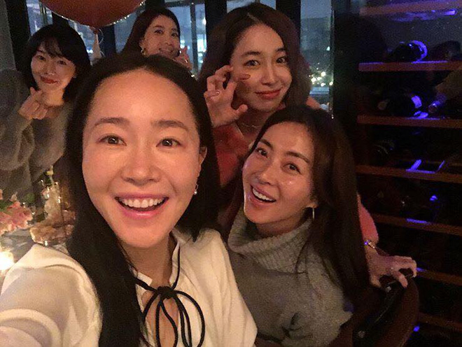 Đây là điều cô dâu Son Ye Jin làm sau siêu đám cưới với Hyun Bin: Đều liên quan đến Park Shin Hye và 1 minh tinh đình đám - Hình 11