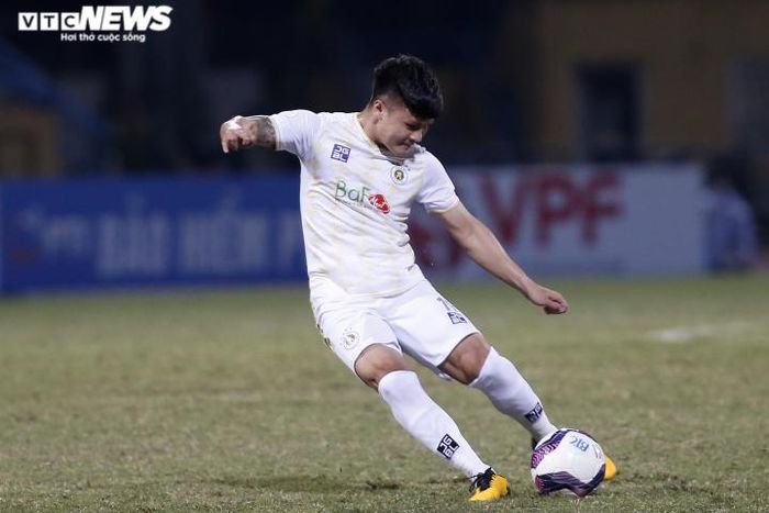 HLV Hà Nội FC: Quang Hải cần được thử thách ở môi trường tốt hơn - Hình 1