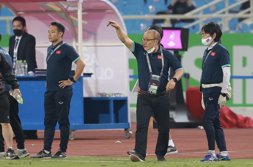 HLV Park Hang Seo và bài toán 3 ở U23 Việt Nam: Ai sẽ là ngôi sao được lựa chọn? - Hình 1