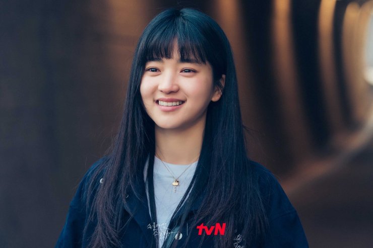 Kim Tae Ri tan vỡ trái tim vì kết phim quá buồn, tiết lộ điều quan trọng mà Twenty Five, Twenty One muốn truyền tải - Hình 1