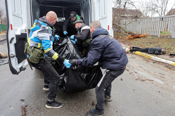 Thủ tướng Đức: Phương Tây sắp áp thêm trừng phạt Nga vì vụ dân thường Ukraine thiệt mạng - Hình 1