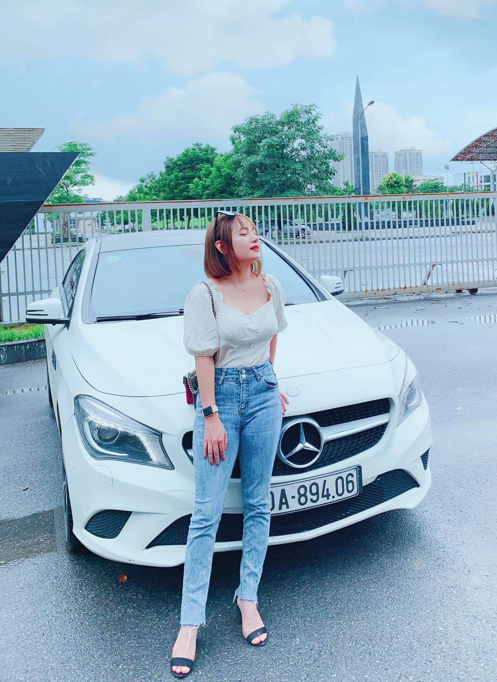 Từ trẻ tự kỷ, cô gái được cha dượng kéo khỏi vũng lầy, xây dựng cơ ngơi khủng - Hình 5