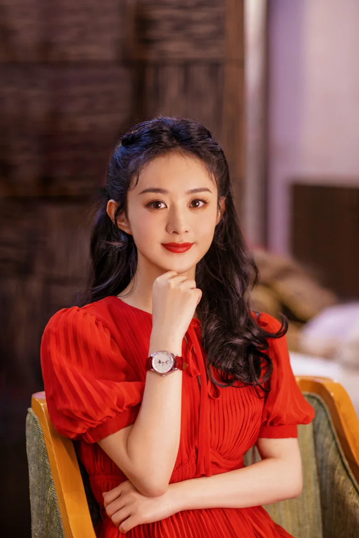 Địch Lệ Nhiệt Ba, Triệu Lệ Dĩnh được đề cử lên hàng đại Hoa đán: Liệu có xứng tầm? - Hình 3