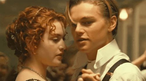 Sao nhí Titanic gây sốc với nhan sắc U30: Mới ngày nào xinh như búp bê, từng hẹn hò Leonardo DiCaprio như nào mà netizen ghen xỉu? - Hình 1