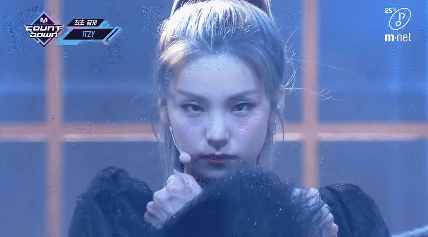 ITZY được khen là nhóm nữ Kpop có khả năng nhảy tốt đồng đều, đáng tiếc lại có một lỗ hổng! - Hình 2