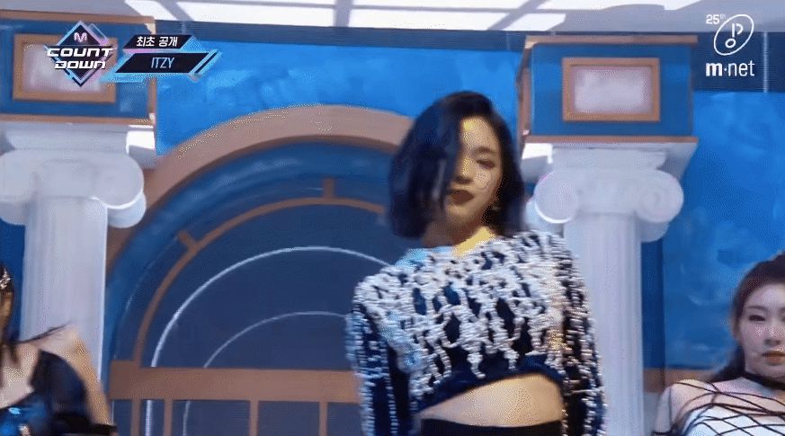 ITZY được khen là nhóm nữ Kpop có khả năng nhảy tốt đồng đều, đáng tiếc lại có một lỗ hổng! - Hình 4