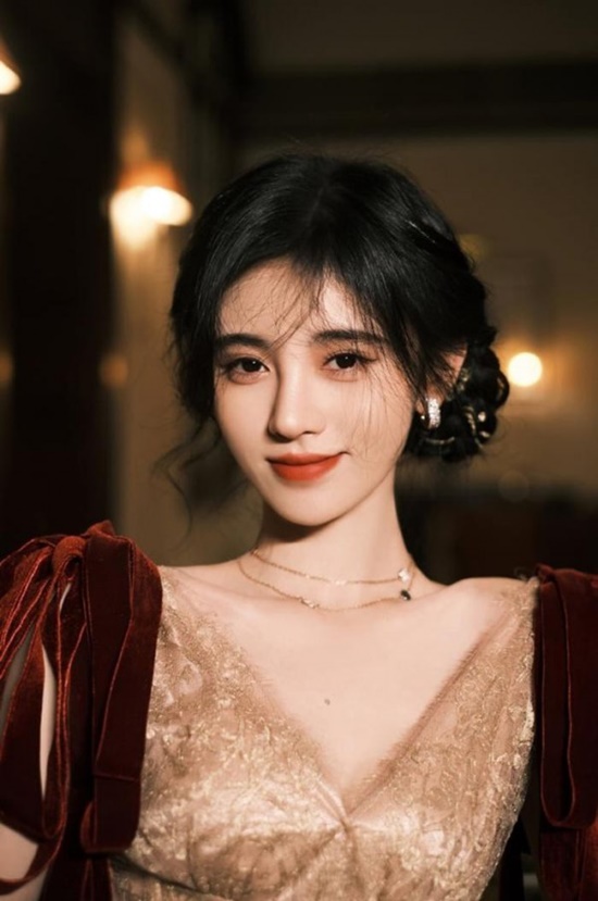 Dương Tử và loạt sao Cbiz bị ác cảm nhất nhì Cbiz: Antifan mọc lên như nấm - Hình 5