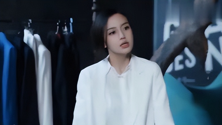 Lưu Diệc Phi đáng sợ, Angelababy trợn trừng mắt, Tôn Lệ xuất thần khi diễn cảnh tức giận - Hình 1