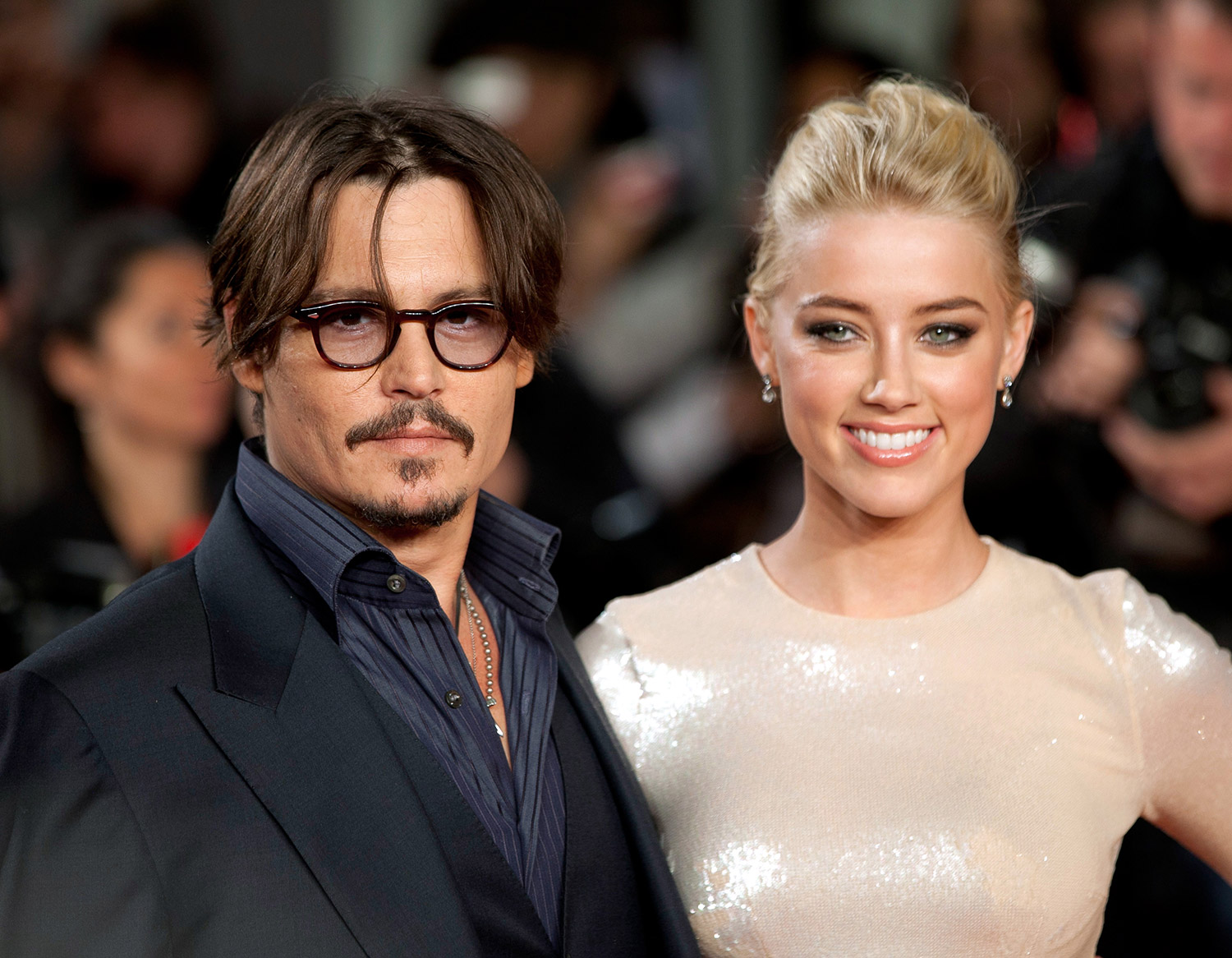 Johnny Depp: Tuổi thơ bị mẹ ruột không bình thường ngược đãi, trưởng thành lấy phải vợ biến thái - Hình 5