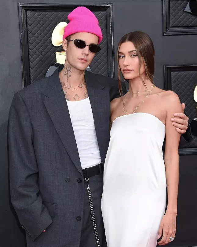Selena Gomez xin lỗi sau khi bị tố cà khịa bà xã Justin Bieber - Hình 6