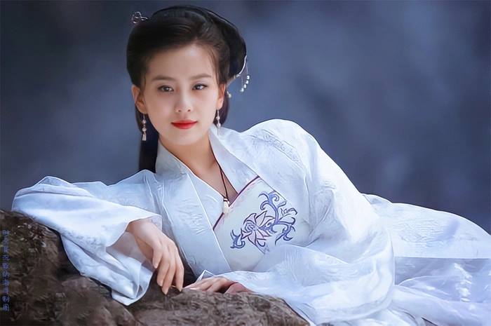 Dương Mịch và Lưu Thi Thi lại tỷ muội tương tàn vì tranh nhau nên duyên với Cung Tuấn? - Hình 1