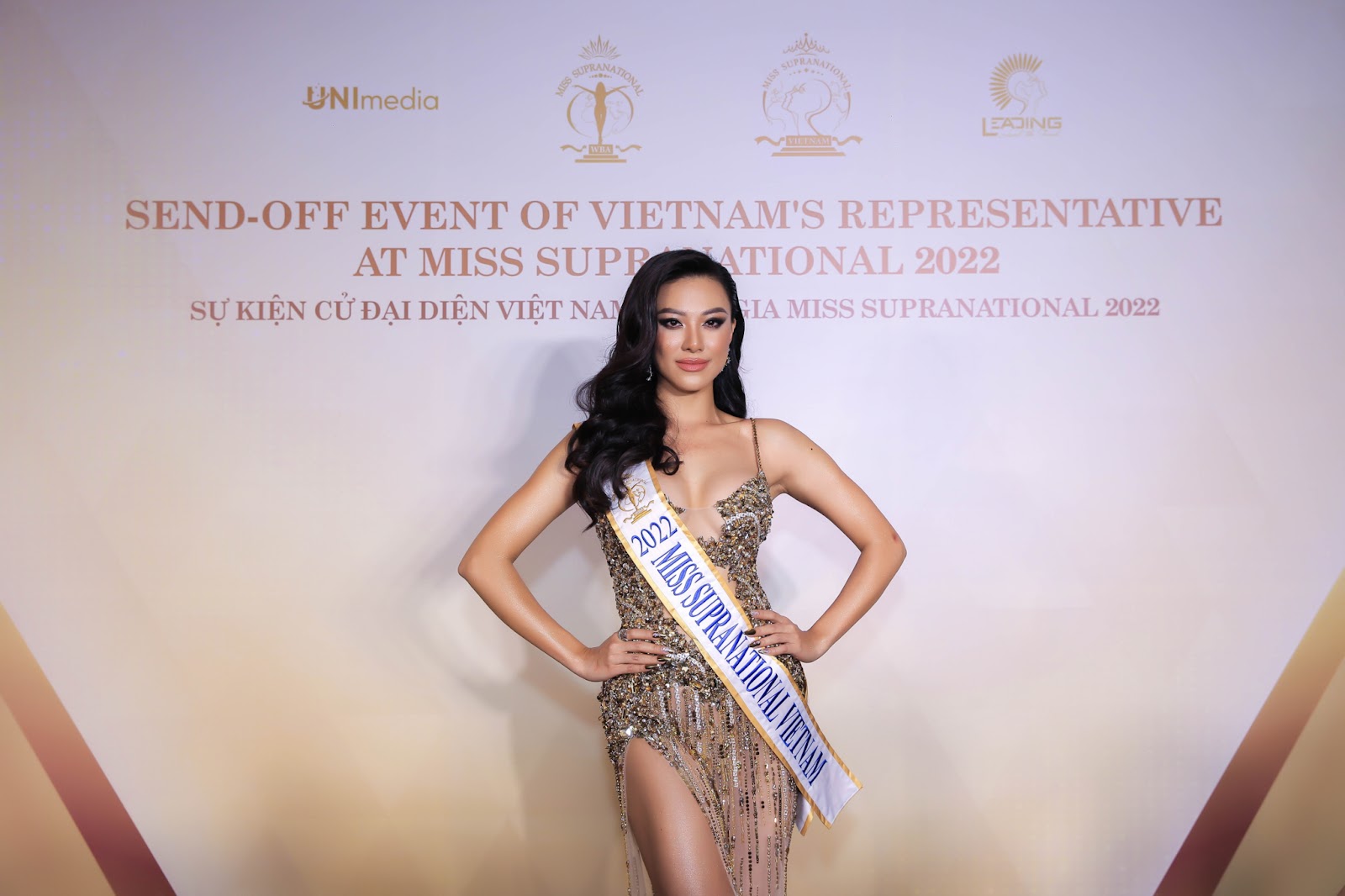 Á hậu Kim Duyên sẵn sàng chinh phục vương miện Miss Supranational, hé lộ NTK trang phục dạ hội - Hình 4