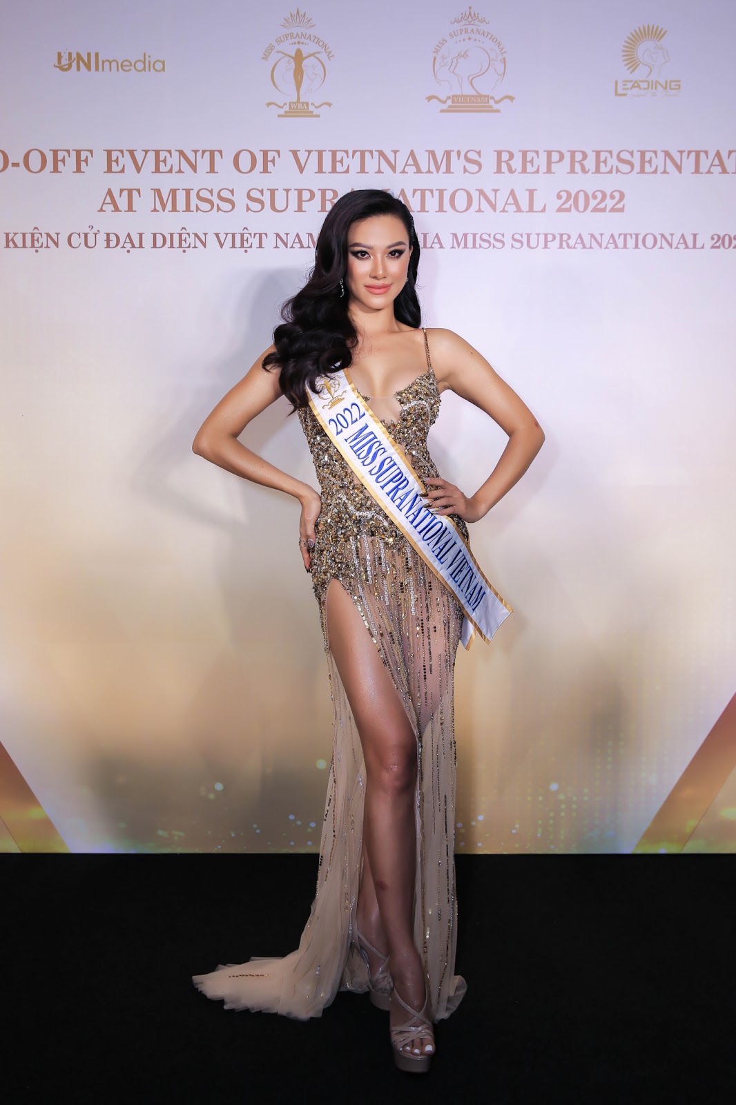 Á hậu Kim Duyên sẵn sàng chinh phục vương miện Miss Supranational, hé lộ NTK trang phục dạ hội - Hình 2