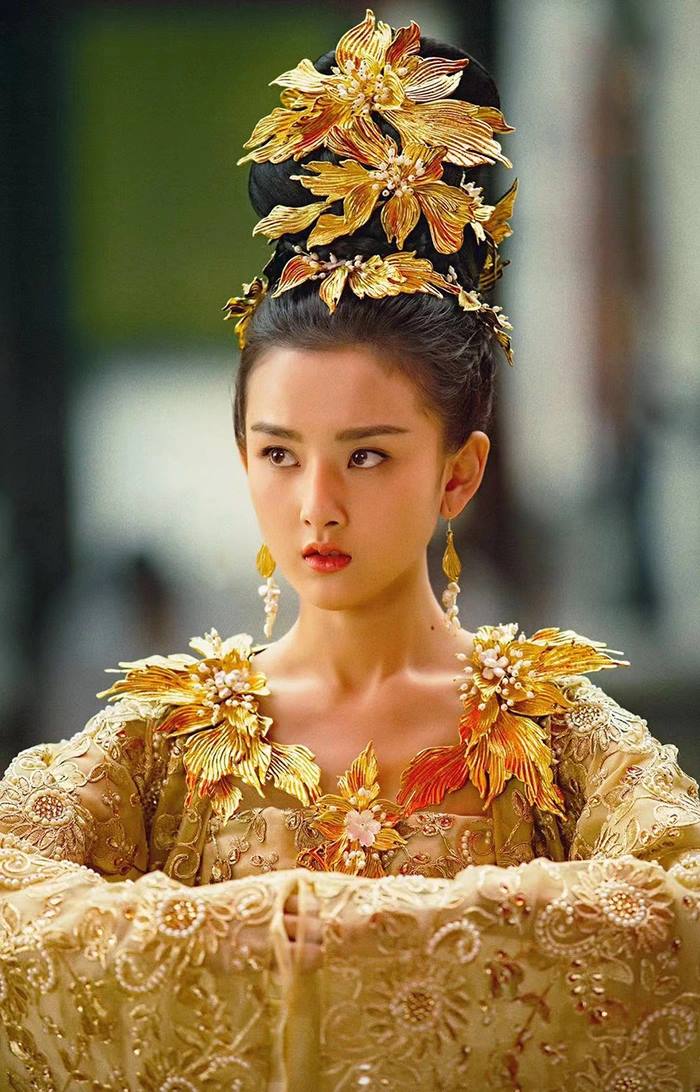 Triệu Lộ Tư vượt mặt Quan Hiểu Đồng, Tổng Tổ Nhi giành được thành tích đáng gờm - Hình 4