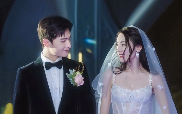 Vương Nhất Bác hất văng cả Triệu Lệ Dĩnh khỏi danh sách phim xuất sắc nhất do Quảng Điện công bố - Hình 11