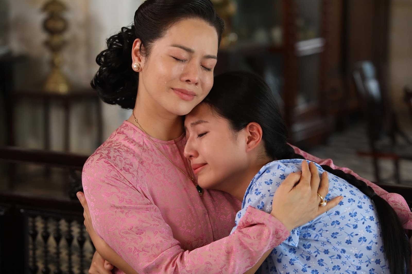 Lưới trời: Gần đến đoạn kết, khán giả chờ đợi một happy ending cho mẹ con Út Hạnh - Hình 1