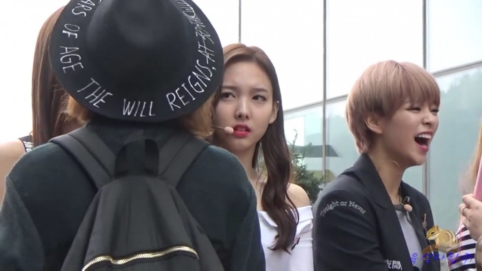 Nayeon (TWICE) - Nữ thần tượng xinh đẹp đa tài và liên hoàn phốt thái độ - Hình 9
