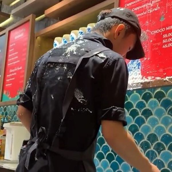 Hot tiktoker bị cho là cô nàng khiếm nhã ném trà sữa lên tiếng thanh minh về sự việc - Hình 1
