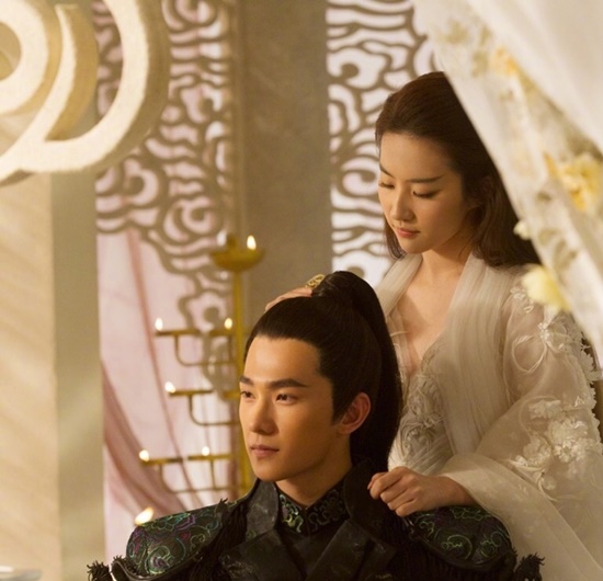 Nhiệt Ba - Ngô Lỗi và những couple gây tranh cãi vì chemistry í ẹ trong phim - Hình 16