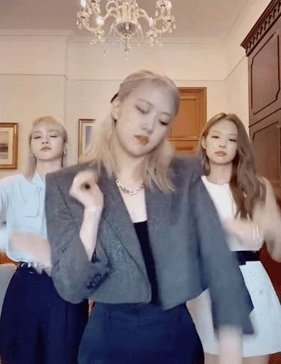 BLACKPINK đại náo kênh TikTok của Rosé nhưng chị cả Jisoo đâu rồi? - Hình 2