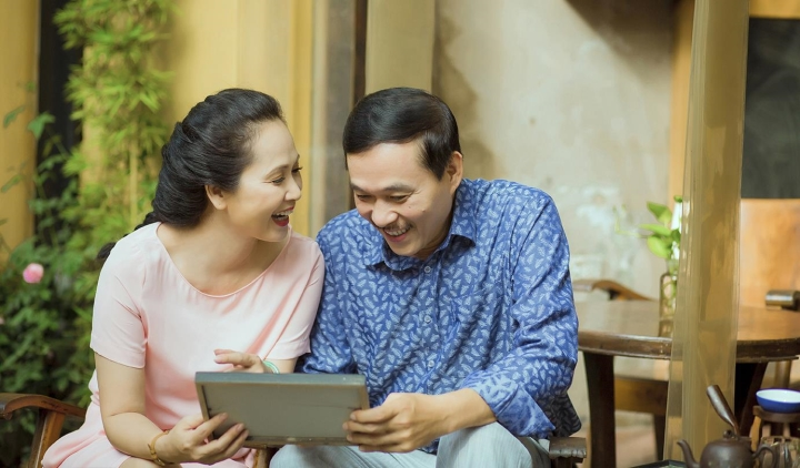 NSND Lan Hương: Mẹ chồng độc ác trên phim nhưng ngoài đời hiền hậu và cuộc sống ngưỡng mộ tuổi 61 - Hình 4