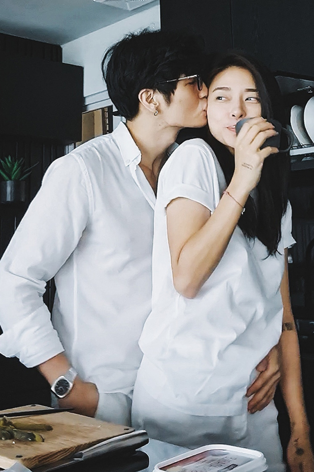 Phương Thanh - Chí Kiên, Lệ Quyên - Lâm Bảo Châu và những mối tình chị em lệch chục tuổi của Vbiz - Hình 4
