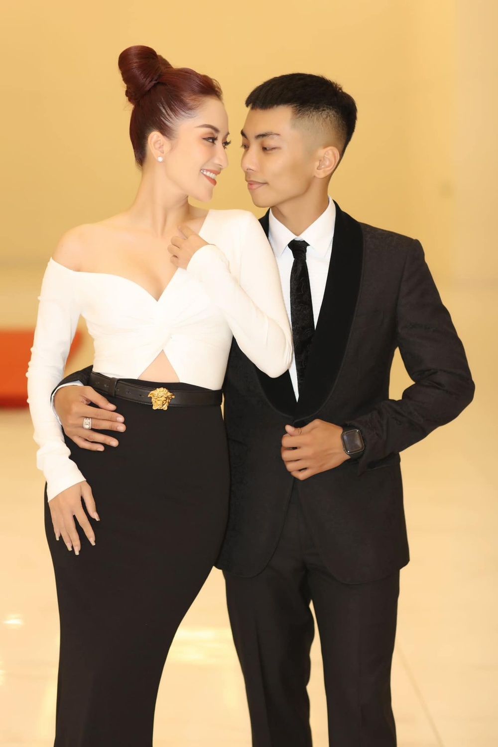 Khánh Thi: Đi qua thăng trầm, trở thành nữ kiện tướng dancesport hàng đầu, hôn nhân viên mãn - Hình 7