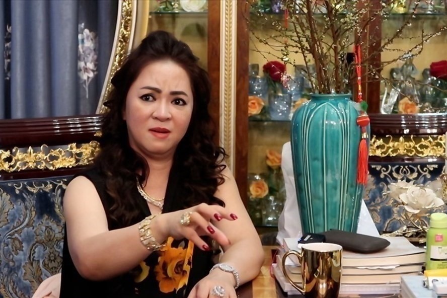 Vụ bà Phương Hằng kiện nhà báo Đức Hiển, bắt ông phải xin lỗi bị đình chỉ - Hình 3