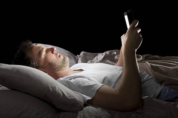 10 dấu hiệu cho biết chàng là người dở tệ trong chuyện ấy - Hình 4