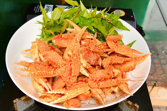 4 cách làm càng ghẹ rang muối cay mặn hấp dẫn, càng ăn càng nghiện - Hình 5