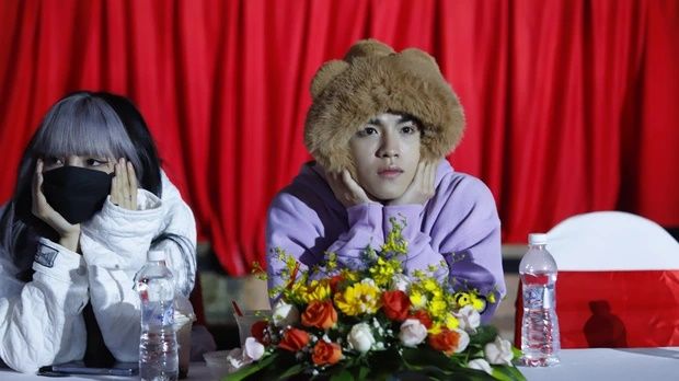 Lisa Việt Nam CiiN xinh đẹp từ nhỏ nhưng vẫn gây tranh cãi, sau khi sửa mũi lại được khen hết lời - Hình 14