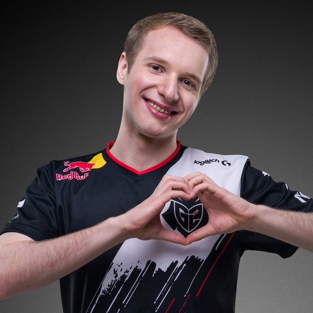Người người chuẩn bị cho MSI 2022, riêng Jankos làm hẳn 1 clip chỉ để trình bày kế hoạch... lên sóng cùng gái xinh - Hình 2