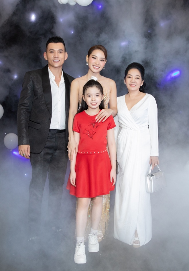 Phương Trinh Jolie đáp trả khi bị mỉa mai về hôn nhân với Lý Bình - Hình 6