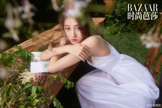 Showbiz chưa có mỹ nhân nào chụp ảnh tạp chí kỳ lạ như minh tinh này - Hình 6