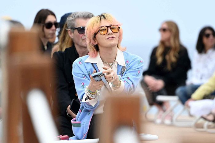 GDragon Labeled Star Attraction of Chanels Couture Show by New York  Times  Soompi