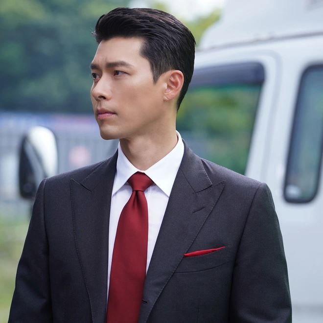 Hyun Bin bị bắt gặp đưa Son Ye Jin đến bệnh viện, liệu cả hai đã có tin vui? - Hình 6