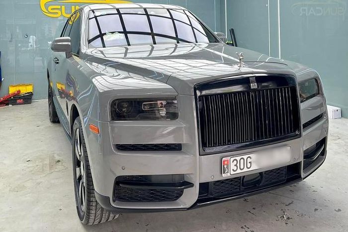 Moscow Russia  13 03 2020 Rolls Royce Cullinan Hit the Road Driving  Expensive Car on the Streets of Moscow Editorial Image  Image of scenery  automotive 178154595
