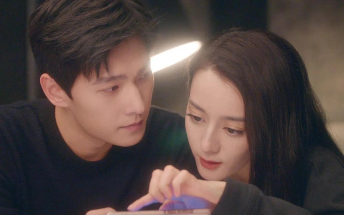 Nhiệt Ba: Tình màn ảnh hợp nhất của Dương Dương, bị bóc từng hẹn hò Lộc Hàm, sắp rời xa Dương Mịch - Hình 1