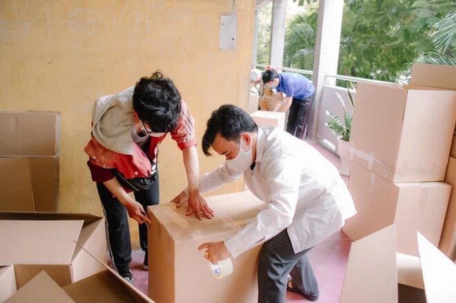 Diễn viên Lê Khâm cuộc sống khó khăn: Ở nhà trọ, tích cực làm từ thiện sau khi sửa mũi để may mắn hơn - Hình 7