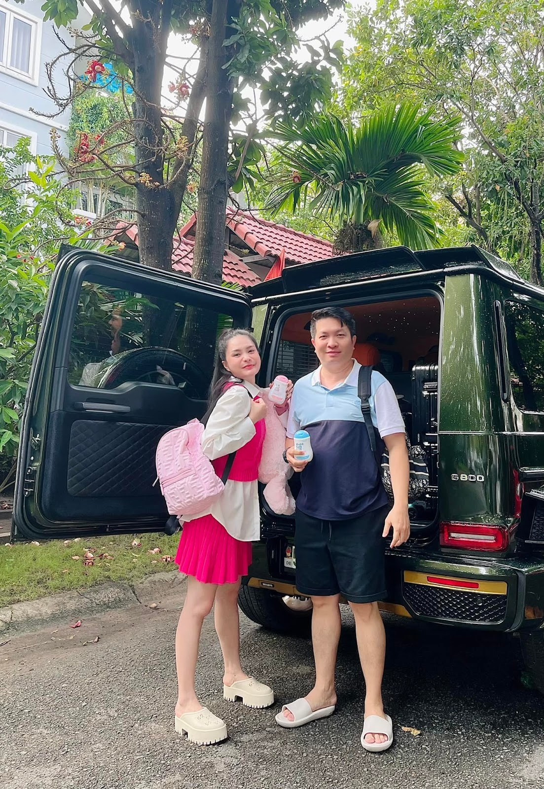 Vợ chồng Đoàn Di Băng bị đồn công ty kinh doanh thất bát, phải thế chấp xe sang để trả nợ - Hình 4