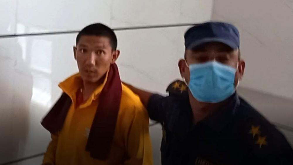 Vụ nhà Sư bị tát oan vì nghi 'động chạm': Thái độ sau đó của cô gái khiến dân tình phẫn nộ - Hình 5