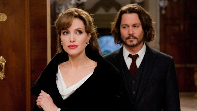 Angelina Jolie sợ đóng cảnh hôn với Johnny Depp vì mùi hôi miệng, Amber Heard từng xác nhận điều này - Hình 5