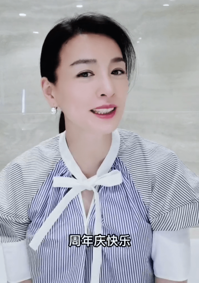 Trương Đình lần đầu lộ diện sau bê bối đa cấp, gương mặt gầy trơ xương - Hình 1